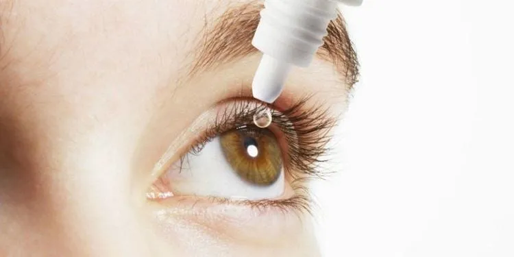 Thuốc nhỏ mũi Mepoly giúp ngăn ngừa vàđiều trị nhiễm khuẩn cho vùngmắt, mũi và tai