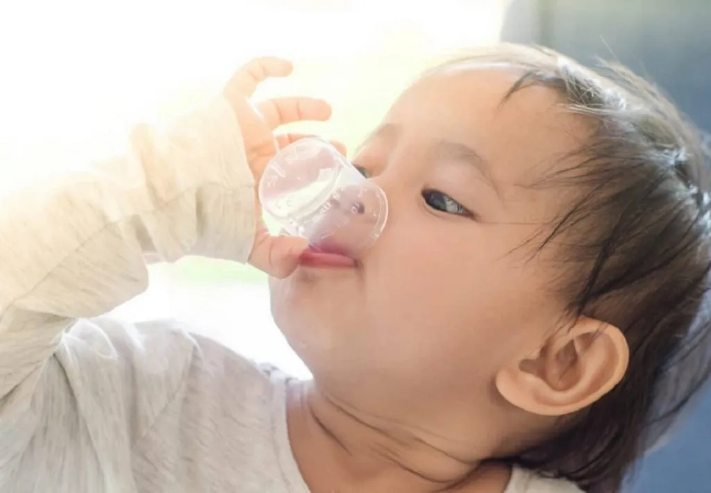 Siro trị viêm mũi dị ứng cho trẻ nhỏ có thật sự hiệu quả không? 1