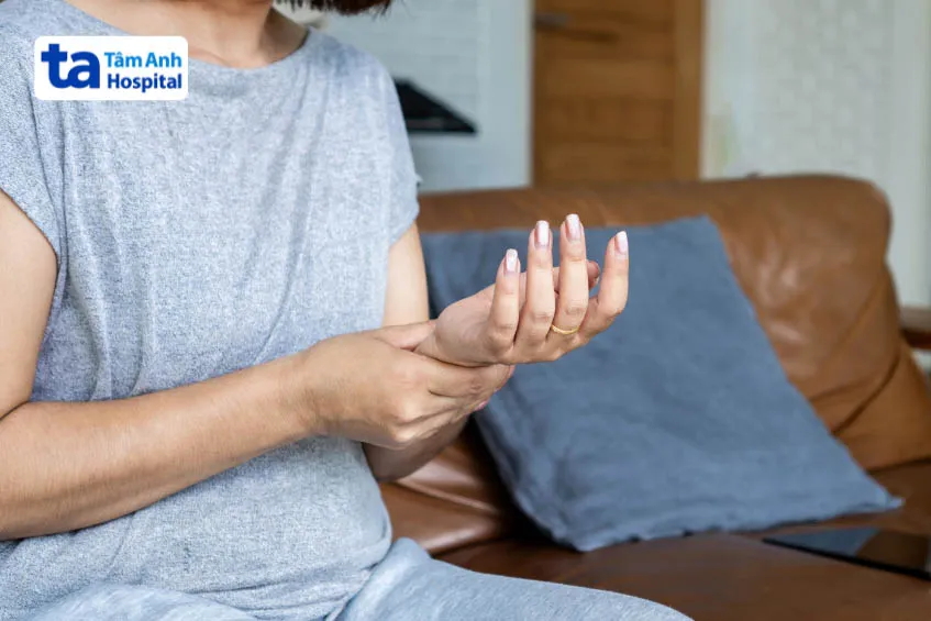 Medrol 16mg hỗ trợ điều trị viêm khớp dạng thấp ở người lớn