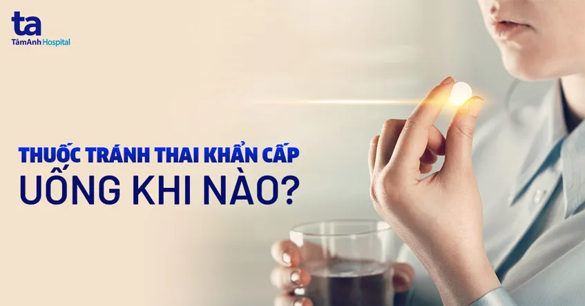 Viên thuốc tránh thai khẩn cấp với dòng chữ EC Pills