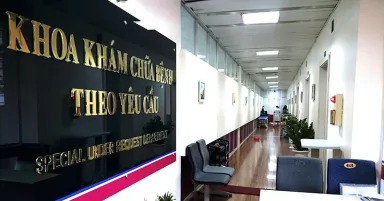Hình ảnh bên ngoài Khoa Khám chữa bệnh theo yêu cầu tại Bệnh viện Đại học Y Hà Nội