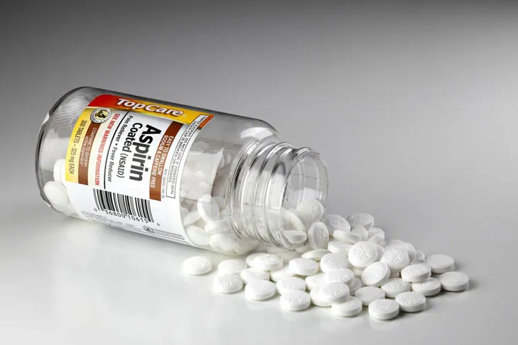 Viên nén Aspirin dùng giảm đau hạ sốt khi viêm họng