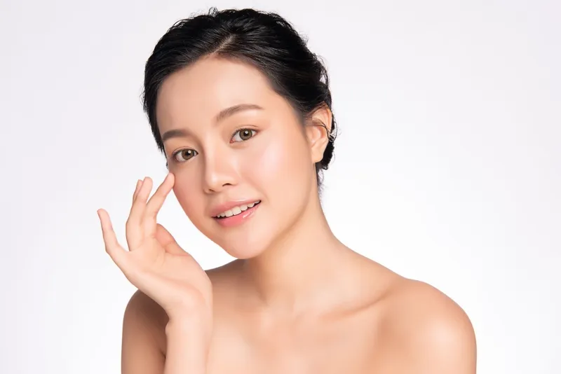 Uống Sensa Cool hỗ trợ giảm mụn do nóng trong người hiệu quả