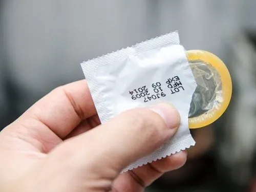 Bao cao su - biện pháp kép vừa tránh thai vừa phòng bệnh lây truyền