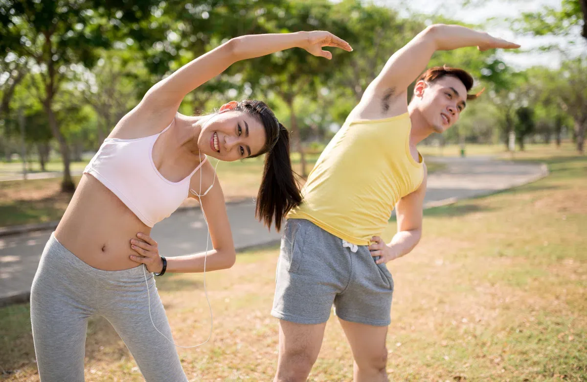 Kết hợp uống sữa đậu nành với tập luyện thể dục để kiểm soát cân nặng hiệu quả