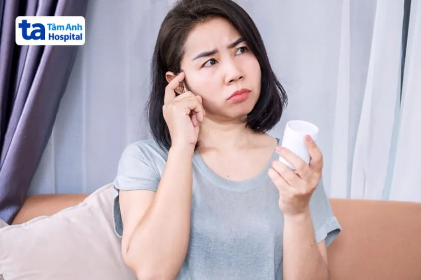 Hộp thuốc Duphaston 10mg với thành phần Dydrogesterone
