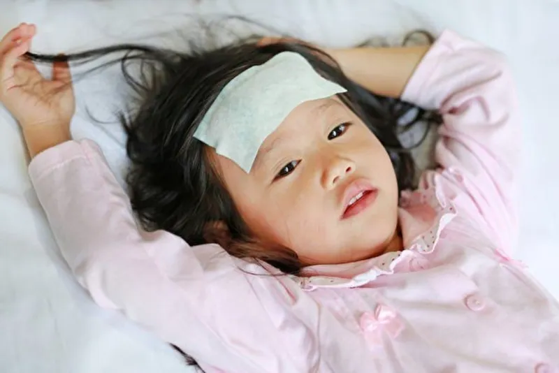 Hình ảnh minh họa các triệu chứng tác dụng phụ của Ibuprofen