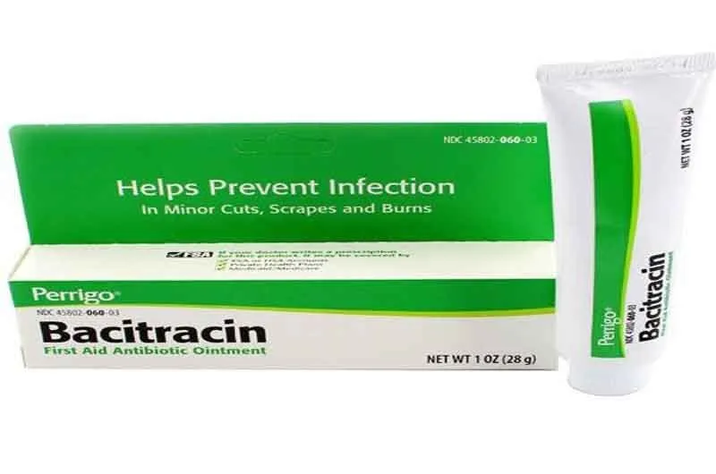 Hình ảnh tuýp thuốc mỡ Bacitracin để bôi ngoài da trị vết thương